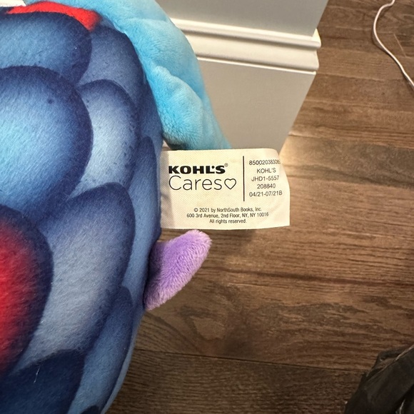 Kohl's Cares The Rainbow Fish 14" Long Plush Colorful Fish with Sparkle 2021 - Picture 4 of 8